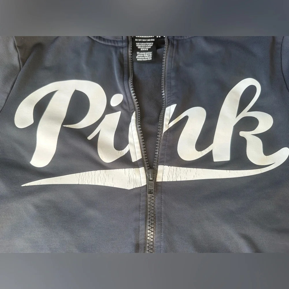 Victoria’s Secret PINK Gray 1/2 Zip Pullover Athletic Top Colorblock Size XS - Picture 5 of 6